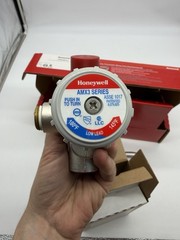Honeywell AMX300TLF Thermostatic Mixing Valve Kit Lead-Free