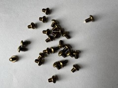 BRASS PAN HEAD PHILLIPS MACHINE SCREWS. 8/32 x 1/4” 24 PCS. NEW
