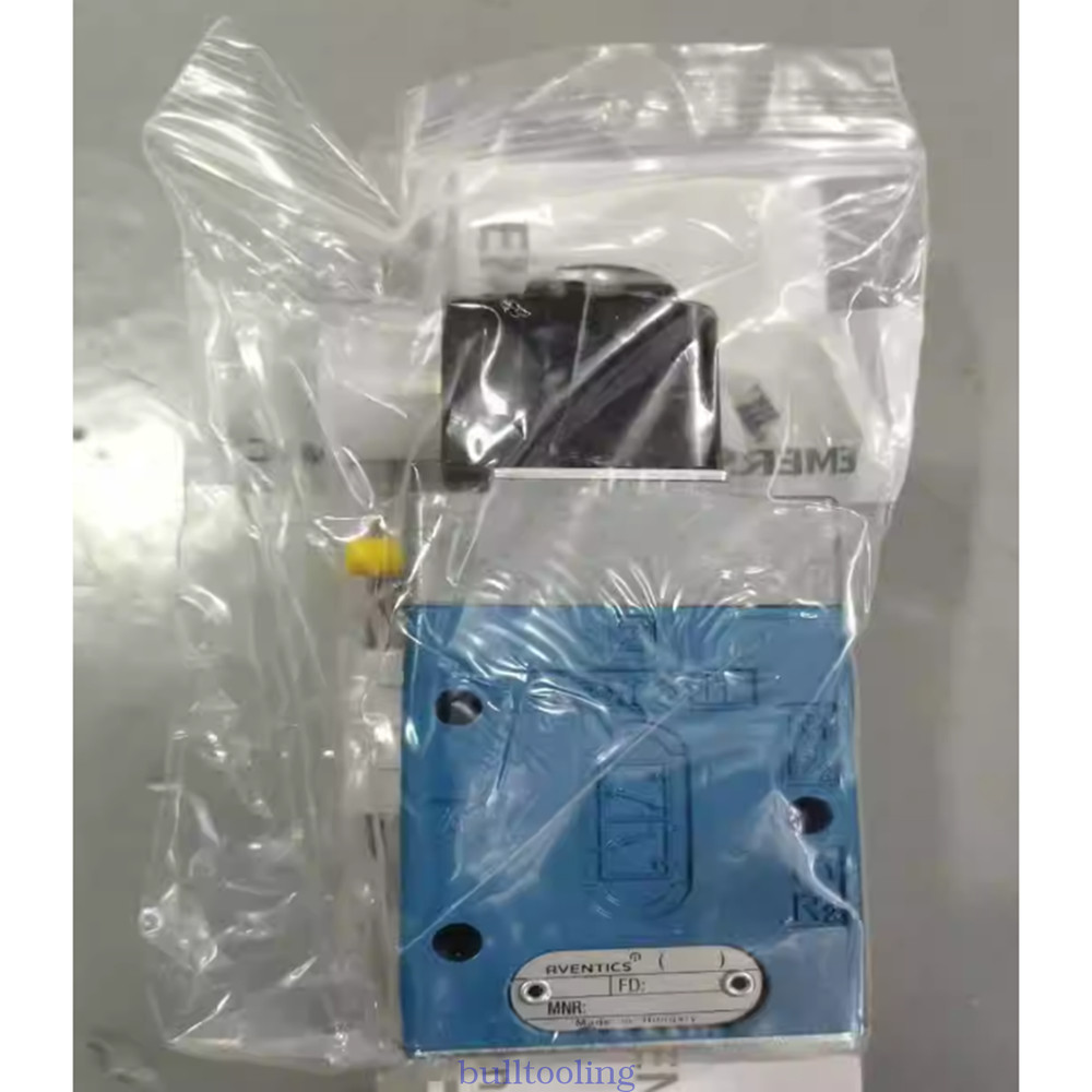 1piece NEW Rexroth 3723522220 pneumatic valve Free ship