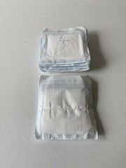 K40: Lot of 14 Medline NON21444 Non-Woven Gauze Sponges