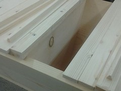 Bee Hive, 20 Top Bar with Roof Top Bar Backyard Bee Keeping Hive
