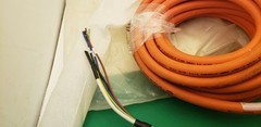 ALLEN-BRADLEY 2090-CSWM1DF-14AA12 KINETIX SINGLE MOTOR CORDSET CABLES 40FT(12M)