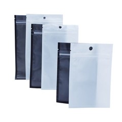 QQ Studio Black and White Food Safe QuickQlick™ Flat Candy Bags with Hang Hole