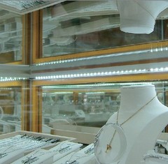 4 ft. Showcase Replacement LED – Jewelry store Case LED light NATURAL WHITE
