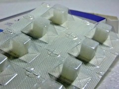 DENTAL HEMOSPONGE ABSORBABLE GELATIN SPONGE STERILE SPONG.