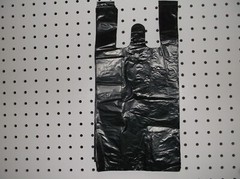 30 ct, PLASTIC SHOPPING BAGS , T SHIRT TYPE, GROCERY ,BLACK SMALL SIZE BAGS.