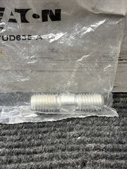 NO BOX Eaton Cooper Power series BOL-T Deadbreak KIT DT635T *UNKNOWN MODEL*