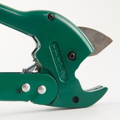 Heavy Duty Pipe Tube PVC Cutter with Metal Handle 1-5/8″ (42mm) Ratchet Cut Tool