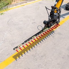 Mini Excavator 0 .8 – 1.5 Ton Hedge Trimmer Grass Cutter Hydraulic Attachment