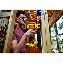 1 In. Insulated Electrical Staples 10 Boxes (540 per Box)