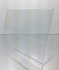 Dazzling Displays 10 Acrylic 6″ x 4″ Slanted Picture Frame Holders